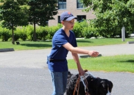 Using Hand signals to direct the dog